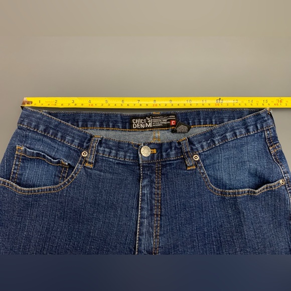 Chico’s Denim Jeans size 2 Short/12 Short Straight Leg Mid Rise Stretch 30”x28” - Picture 3 of 13